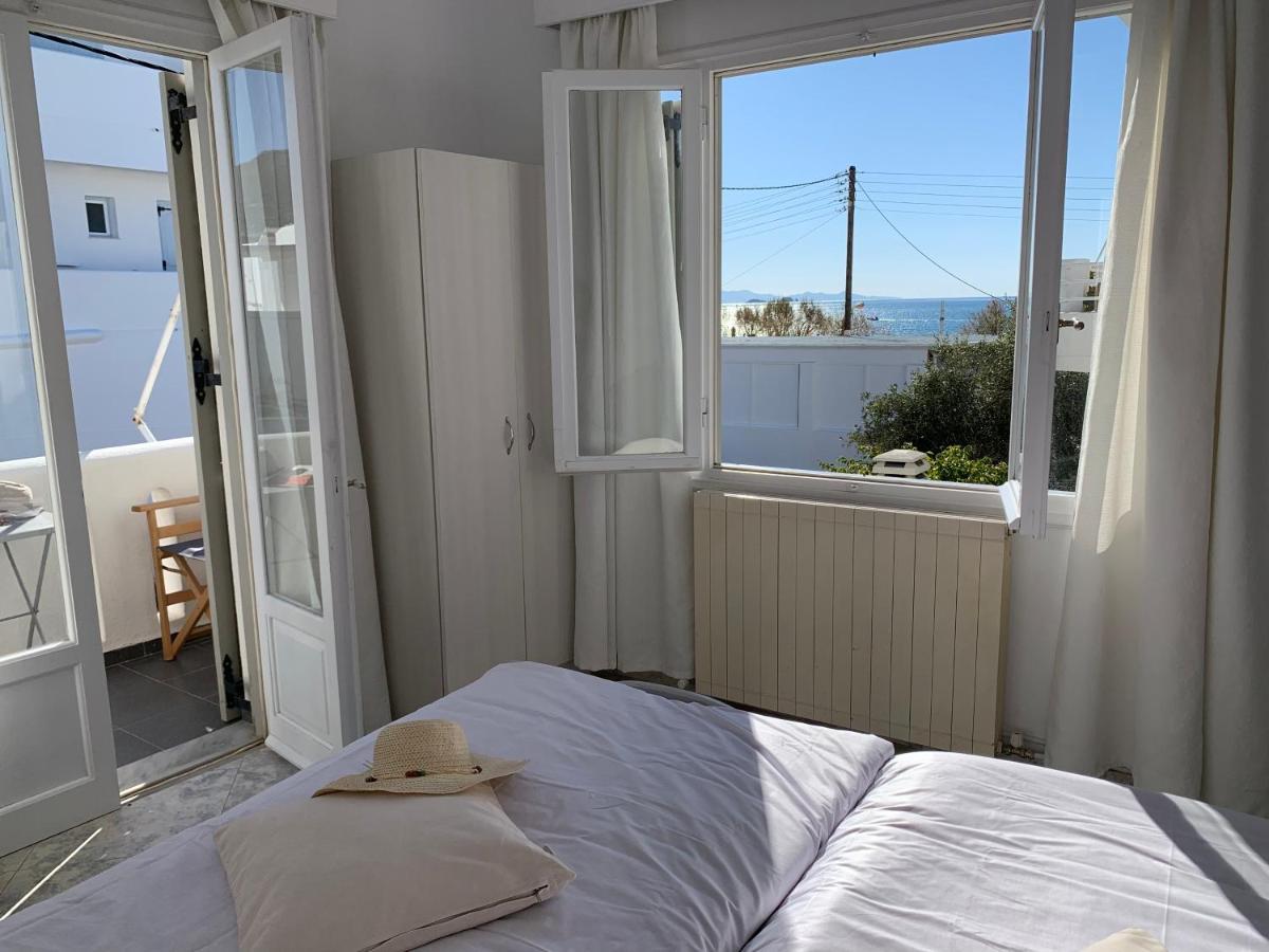 Studio Apartment Violetta At Livadia Beach Párosz Kültér fotó